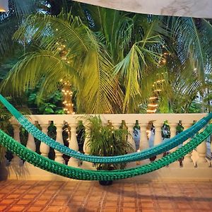 CASA TROPICAL by Mi Casa es tu Casa